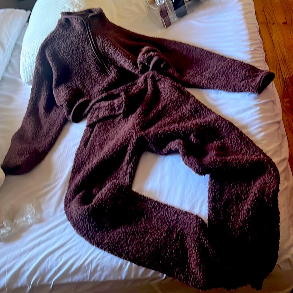 Skims brown teddy sweatoutfit